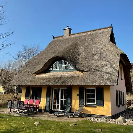 Ferienhaeuser Kuestenwaldvilla Hébergement de vacances
