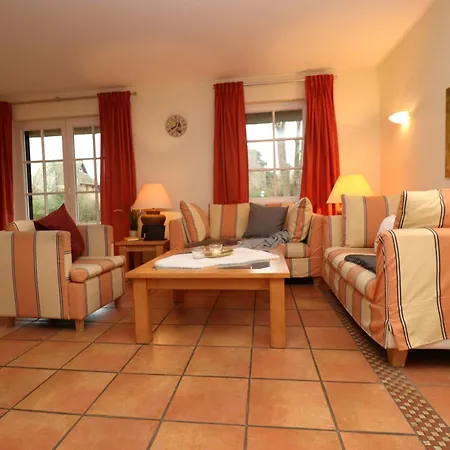 Ferienhaeuser Kuestenwaldvilla Vakantiehuis *