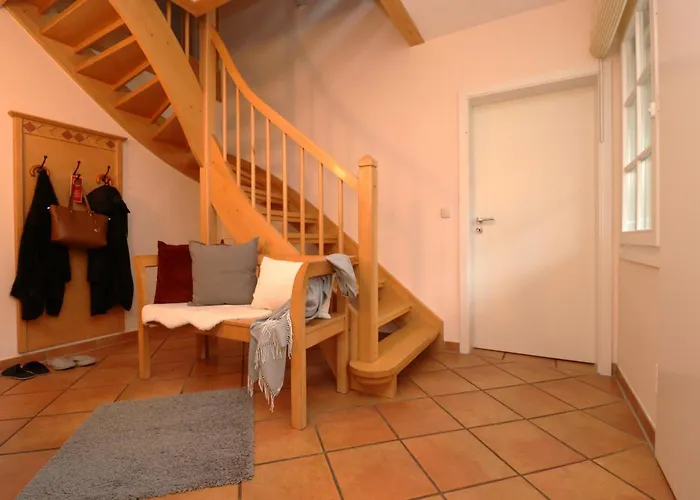 بيت للعطل Ferienhaeuser Kuestenwaldvilla ديارهاجين