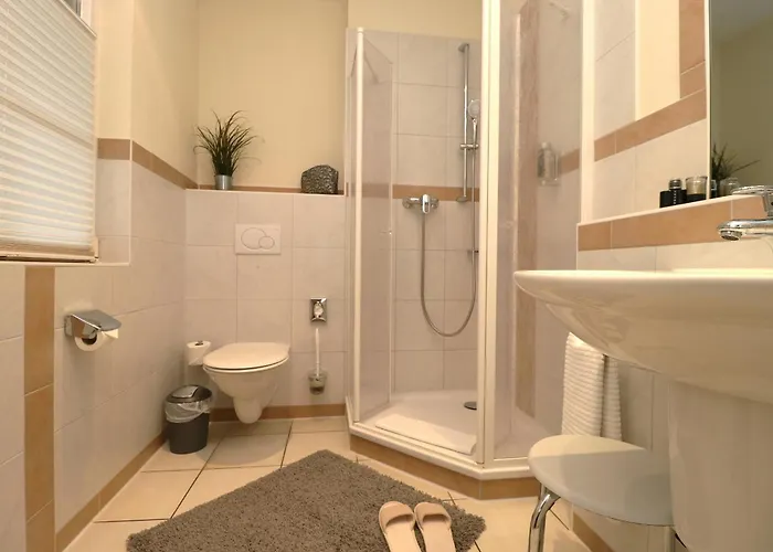 Ferienhaeuser Kuestenwaldvilla ديارهاجين