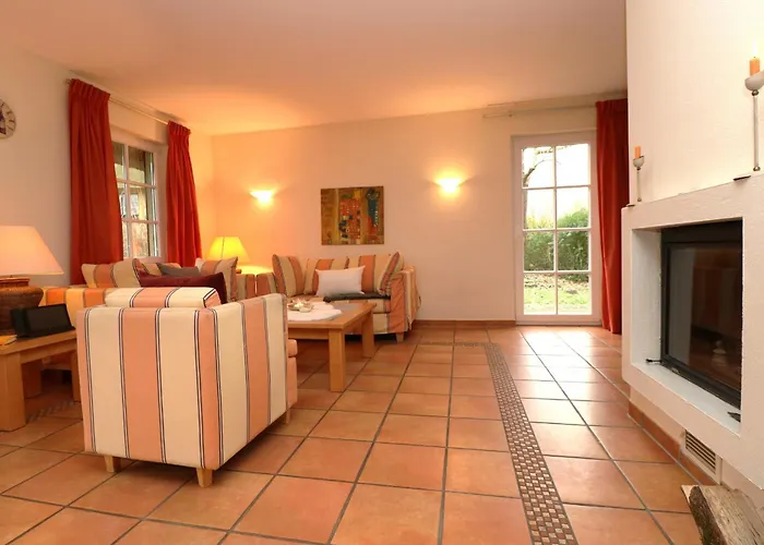 بيت للعطل Ferienhaeuser Kuestenwaldvilla *